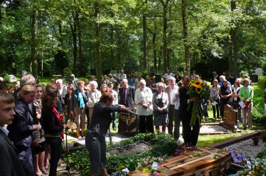Laatste hand aan de bloemen