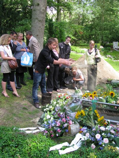 Gideon gooit zand over de kist